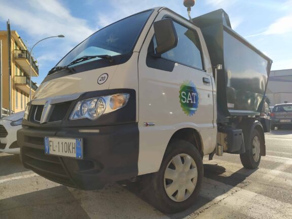 camion-raccolta-differenziata-sat-09