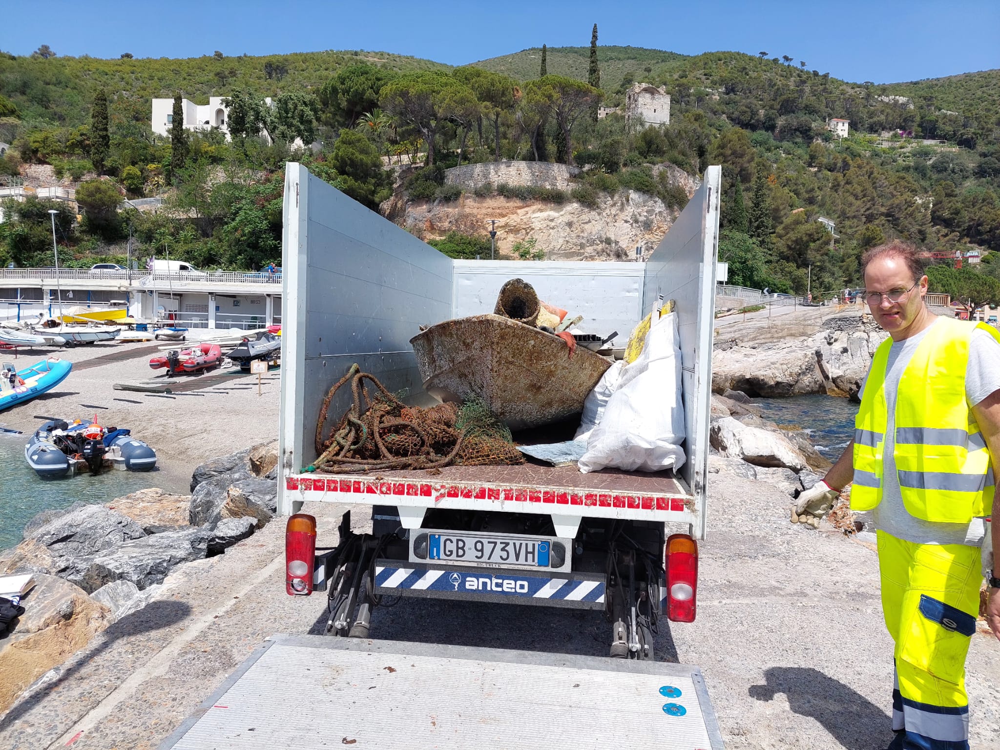 Tutela del mare, SAT a Spotorno per la pulizia dei fondali