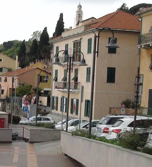 bergeggi-municipio-comune-233403.large